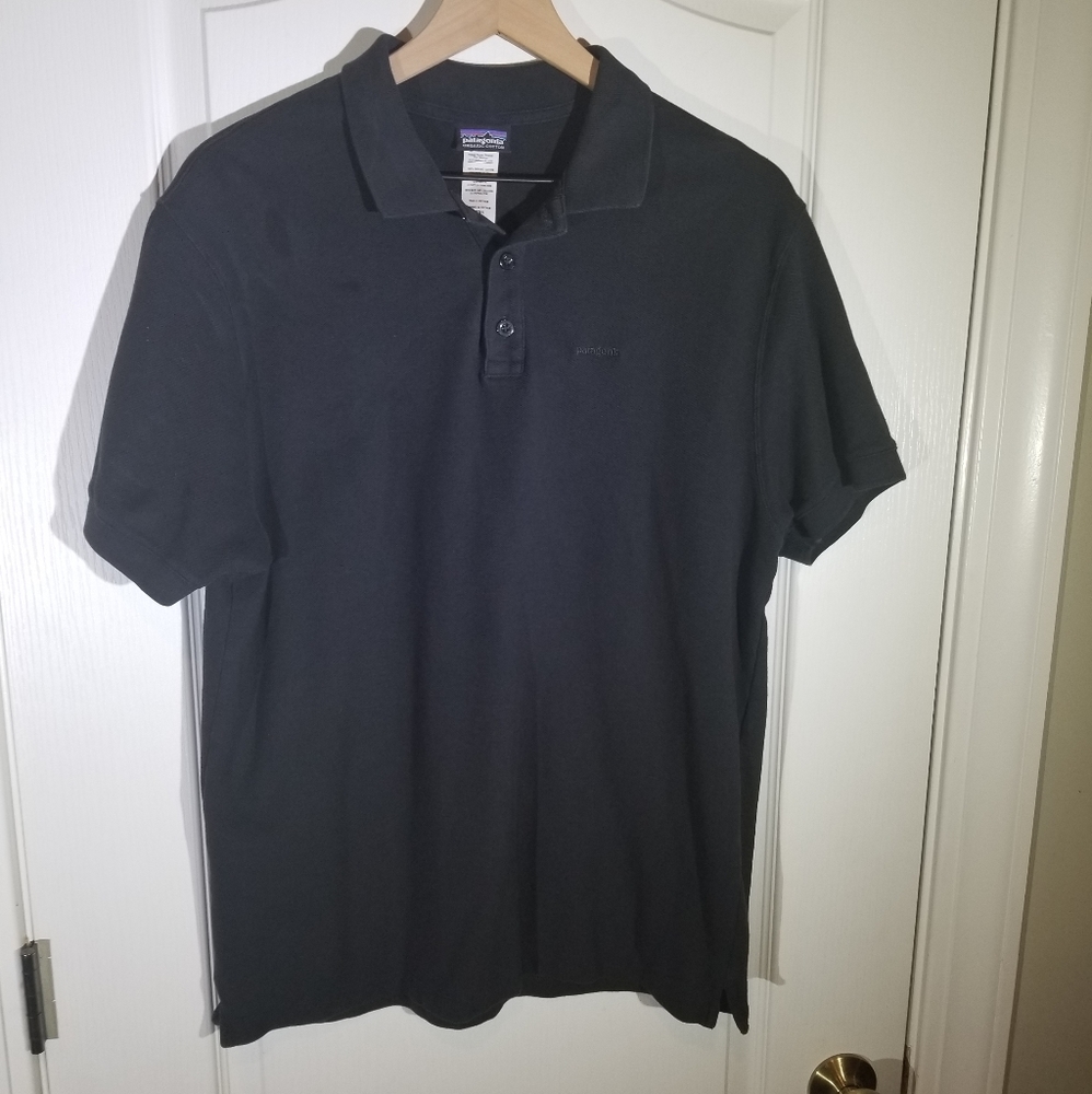 PATAGONIA MENS POLO SIZE MEDIUM